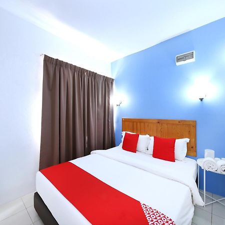 Super Oyo 502 Midah Inn Puchong Dış mekan fotoğraf