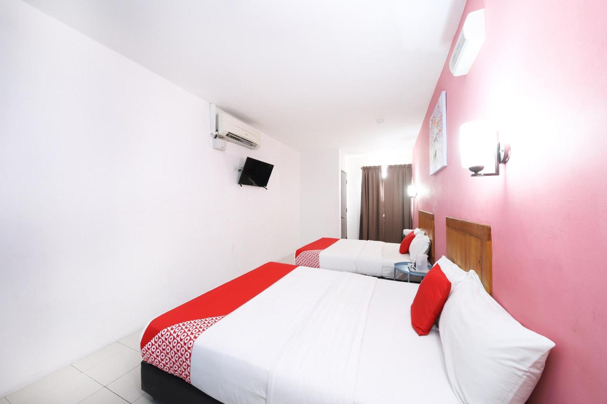 Super Oyo 502 Midah Inn Puchong Dış mekan fotoğraf