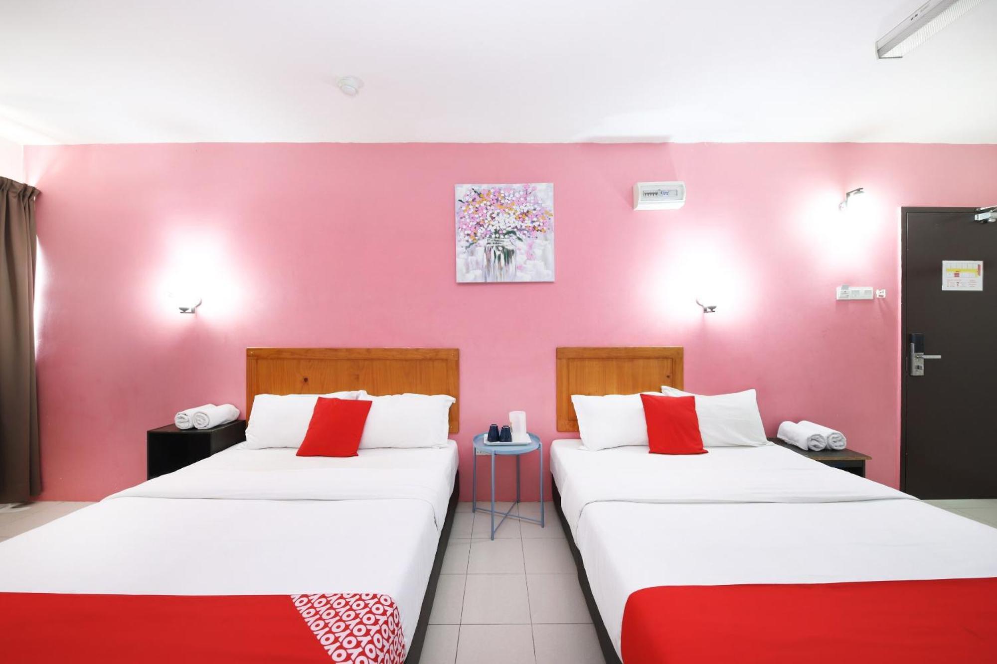 Super Oyo 502 Midah Inn Puchong Dış mekan fotoğraf